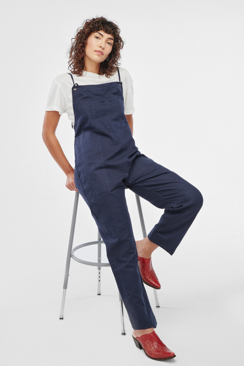 <h2>LACAUSA Cézanne Overalls</h2><br><strong>Size Range: XS-XL</strong><br><br><em>Shop<strong><a href="https://www.lacausaclothing.com/collections/all/products/cezanne-overalls-navy?variant=7381320368151" rel="nofollow noopener" target="_blank" data-ylk="slk:LACAUSA" class="link "> LACAUSA</a></strong></em><br><br><strong>Cézanne</strong> Cézanne Overalls, $, available at <a href="https://go.skimresources.com/?id=30283X879131&url=https%3A%2F%2Fwww.lacausaclothing.com%2Fcollections%2Fall%2Fproducts%2Fcezanne-overalls-navy%3Fvariant%3D7381320368151" rel="nofollow noopener" target="_blank" data-ylk="slk:LACAUSA" class="link ">LACAUSA</a>