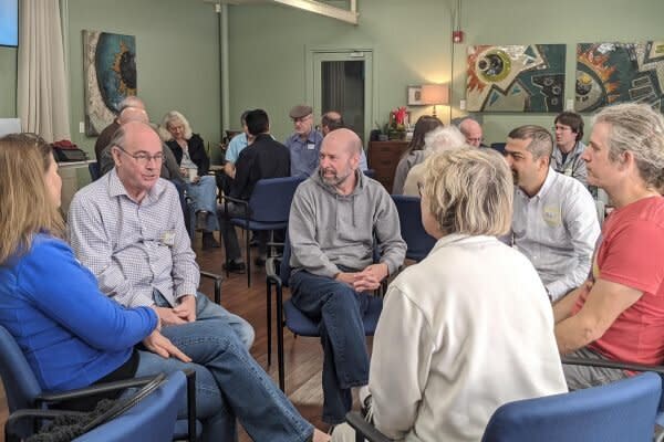 People gather at the Austin Humanist Community in Texas. (Photo: Maxine Heimlich-McQuarters / Austin Humanist Community)