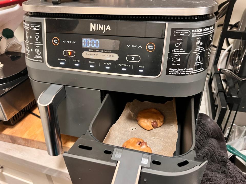 chocolate chip cookies going into an air fryer