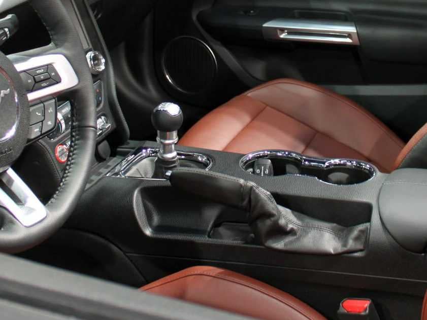 2015 Ford Mustang GT convertible interior