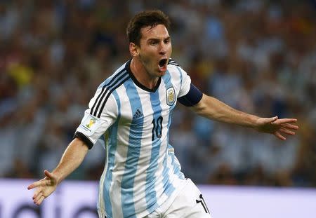 Argentina's Lionel Messi celebrates scoring a goal against Bosnia during their 2014 World Cup Group F soccer match at the Maracana stadium in Rio de Janeiro June 15, 2014. REUTERS/Michael Dalder