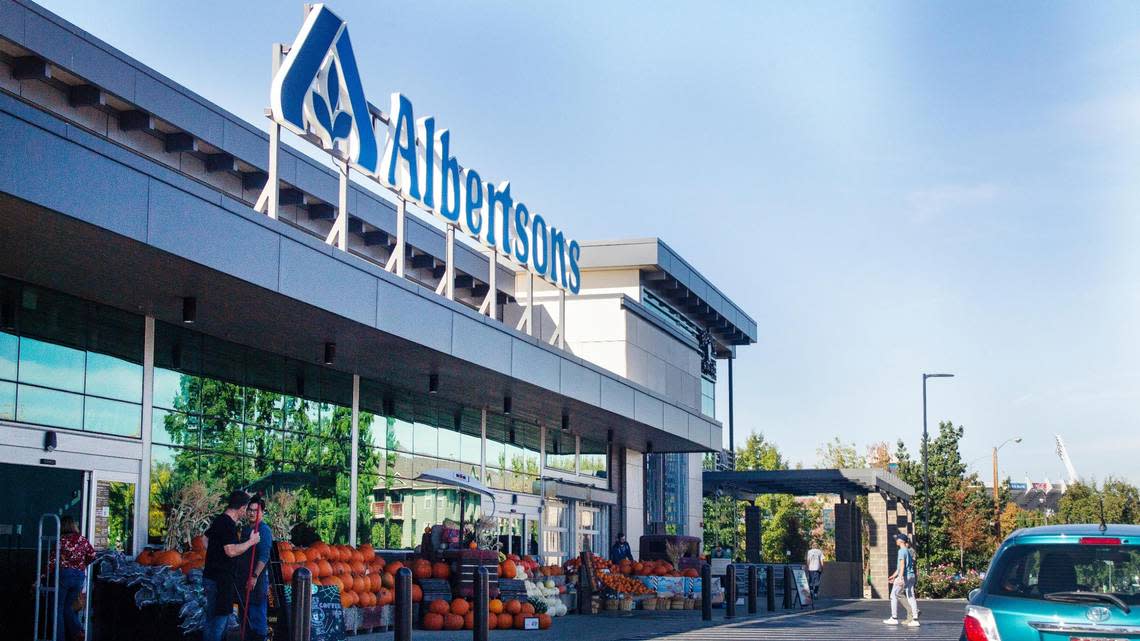 Idaho-based grocery store Albertsons has many Boise locations, including this one at 1219 S Broadway Ave. Kroger plans to buy Boise’s Albertsons chain.