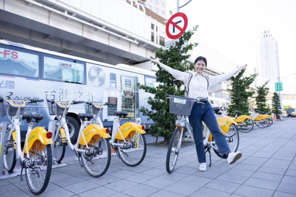 新北市公共自行車YouBike1.0及2.0累計共有一千六百八十一站。（新北市交通局提供）