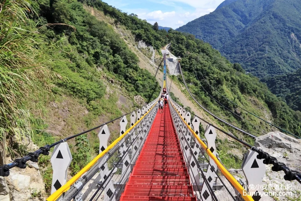 南投｜雙龍瀑布七彩吊橋