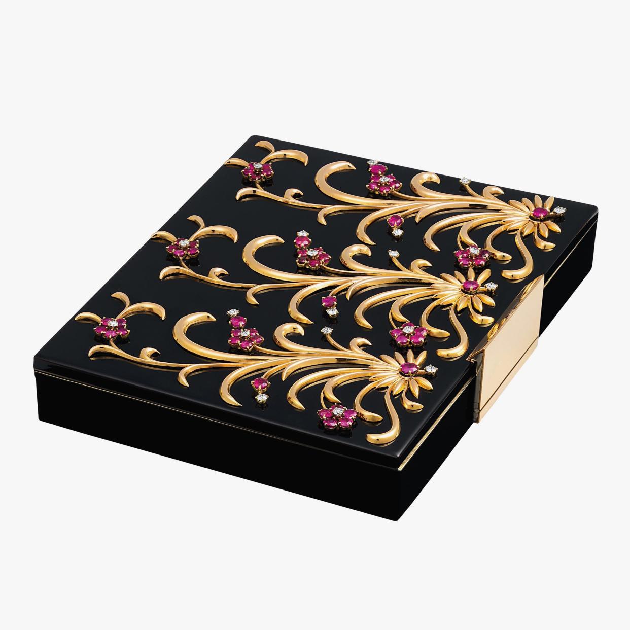 <cite class="credit">Photo: Courtesy of Van Cleef & Arpels</cite>