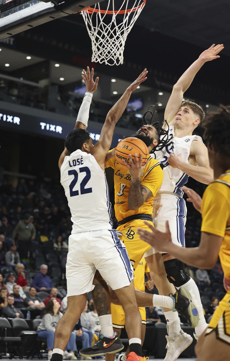 Long Beach State wins Big West title, takes coach Dan Monson dancin' in ...