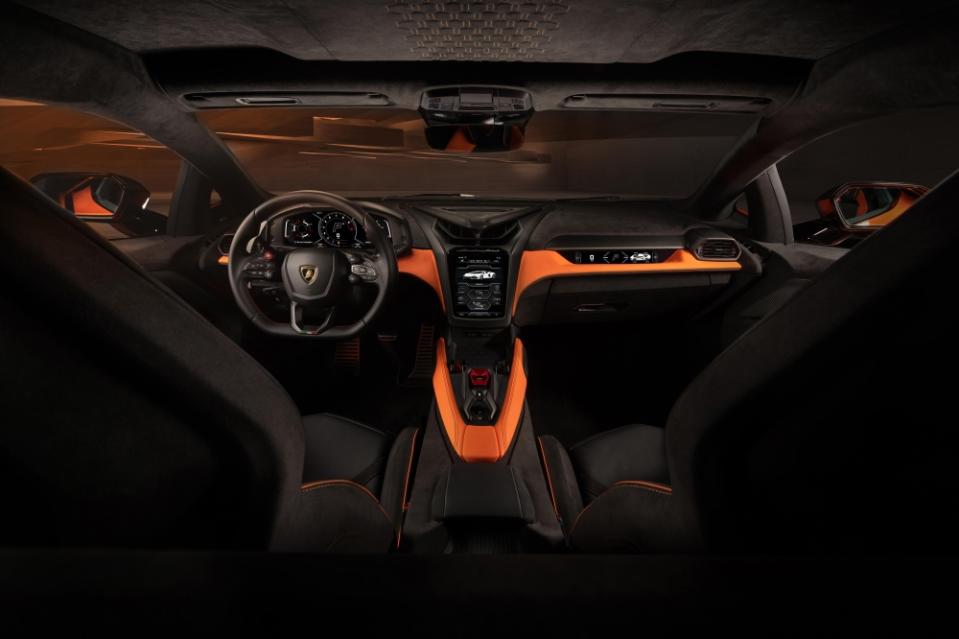 Expect cutting-edge human-machine interface, infotainment and entertainment systems in Revuelto. — Picture courtesy of Lamborghini

