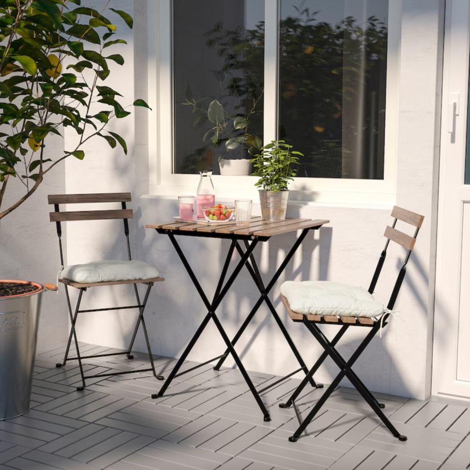 Salon de jardin pliable IKEA