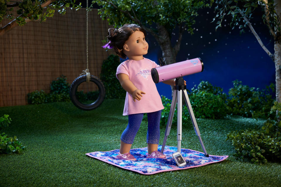 <p>American Girl trabajó con la NASA para que el universo de Luciana fuera lo más realista posible. (Foto: American Girl). </p>