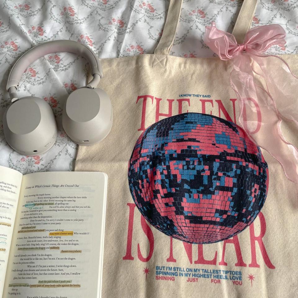 <p><a href="https://atsevenstudio.com/products/mirrorball-the-end-is-near-tote-bag?_pos=4&_sid=fc8eeaa5e&_ss=r" rel="nofollow noopener" target="_blank" data-ylk="slk:Shop Now;elm:context_link;itc:0;sec:content-canvas" class="link ">Shop Now</a></p><p>The End is Near Tote</p><p>atsevenstudio.com</p><p>$23.99</p><span class="copyright">At Seven Studio</span>