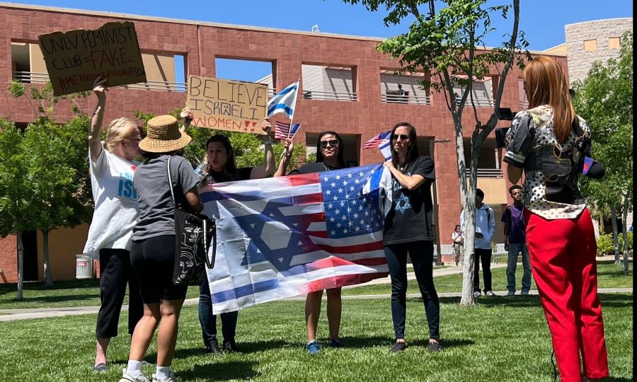 Counter-protestors gather at the University of Nevada, Las Vegas, on Wednesday. (Ryan Matthey / KLAS)