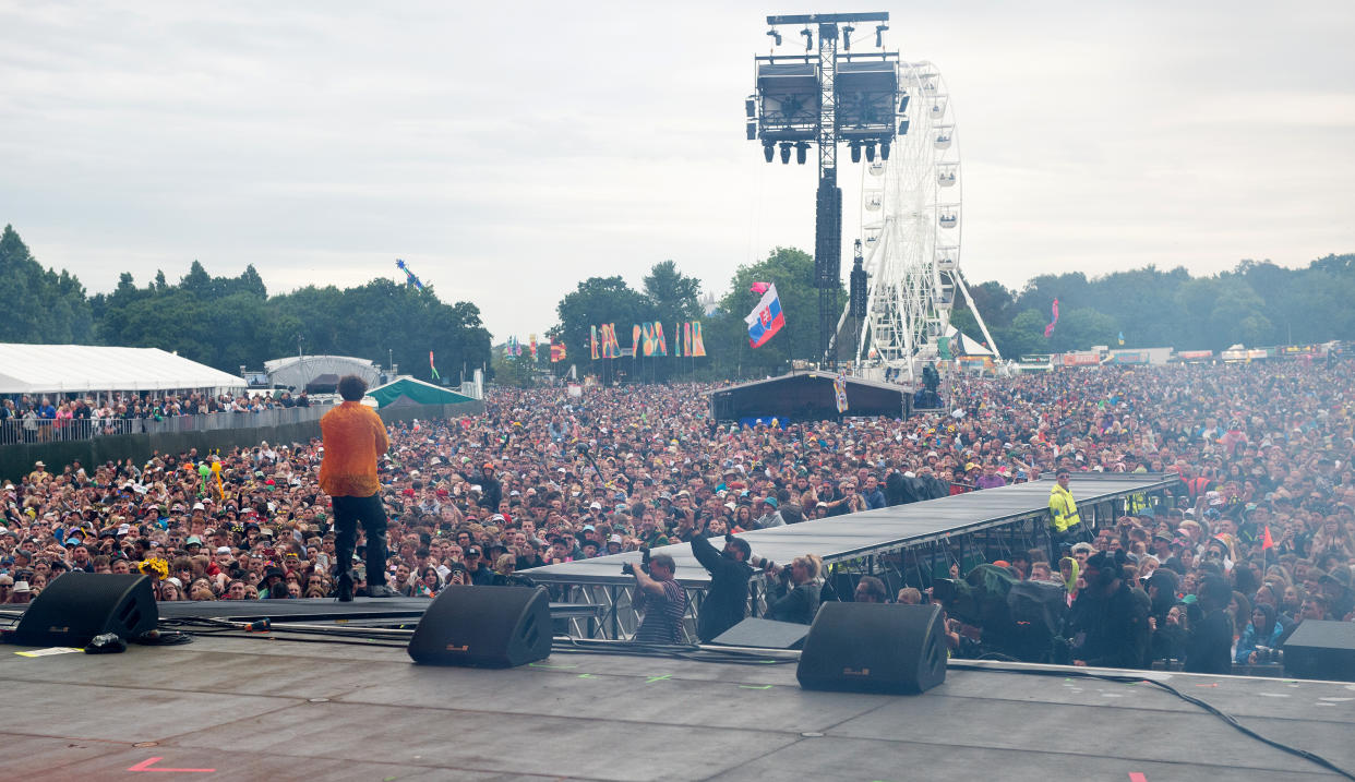 NEWPORT, ISLE OF WIGHT - JUNE 19: Tom Grennan performing during The Isle of Wight Festival 2022 at Seaclose Park on June 19, 2022 in Newport, Isle of Wight. (Photo by Mark Holloway/Redferns)