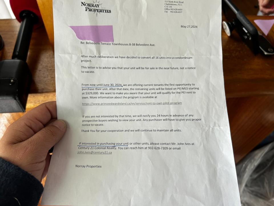 A copy of the letter given to Belvedere Terrace tenants in late May. (Tony Davis/CBC)