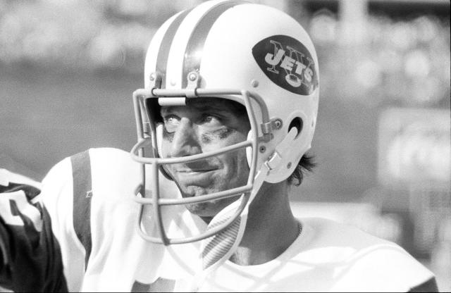 6 NFL throwback helmets we can't wait to see in 2022 - Page 4