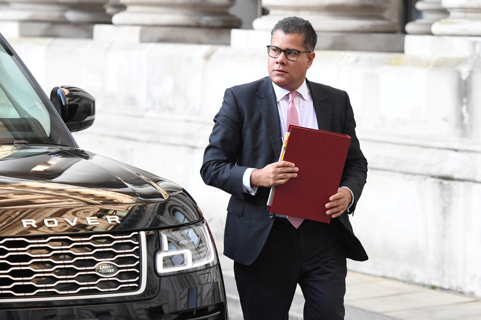 Britain's Business Secretary Alok Sharma arrives for a cabinet meeting at the FCO in London, Britain September 22, 2020. Photo: Leon Neal/Pool via Reuters