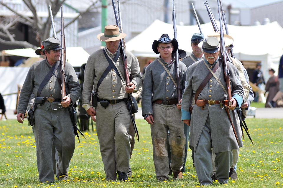 Troops will march this weekend during the Civil War Show at the Richland County Fairgrounds.
