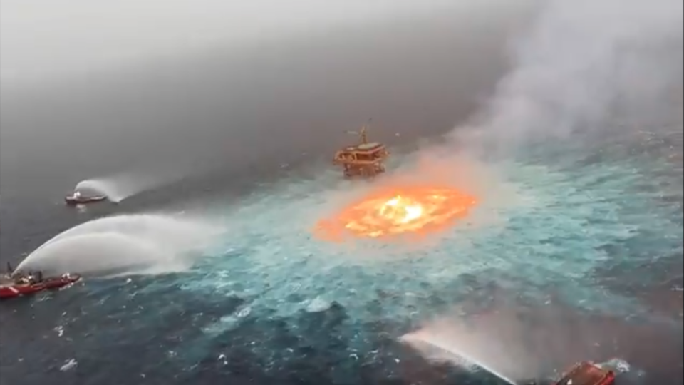 A fire on the surface of the Gulf of Mexico erupted after a gas leak from an underwater pipeline (Twitter/Manuel Lopez San Martin)