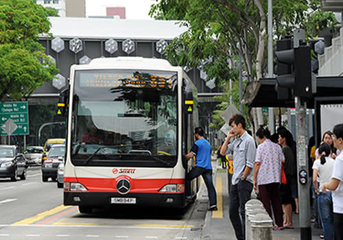 Transport Minister Lui Tuck Yew says that measures are in place to safeguard the interests of commuters. (Yahoo! photo)