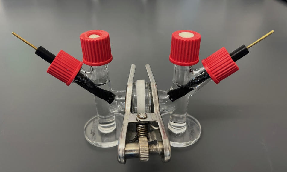 The researchers’ THC-powered fuel cell sensor, with its H-shaped glass chamber. (Evan Darzi / UCLA)