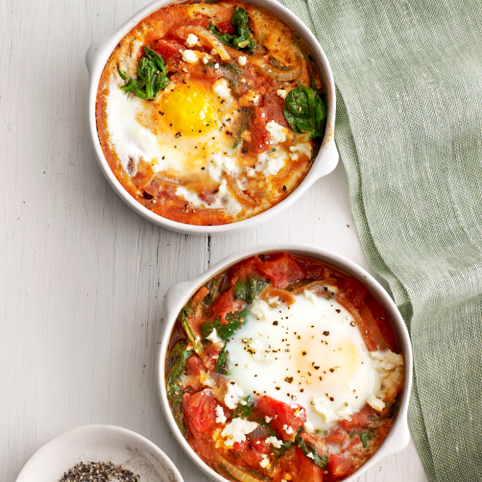 4) Baked Eggs With Spinach and Tomato