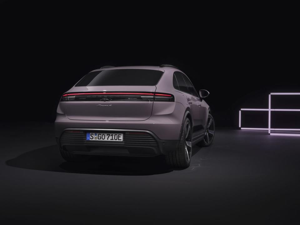 2024 porsche macan ev