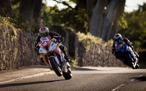 Road racing action from the Southern 100 2017, Isle of Man. Riders such as Dean Harrison, Michael Dunlop and Dan Kneen competing at the Billown track - Credit: Will Broadhead/Alamy