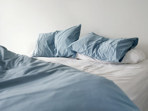 OMG: The color of your sheets might be attracting bed bugs