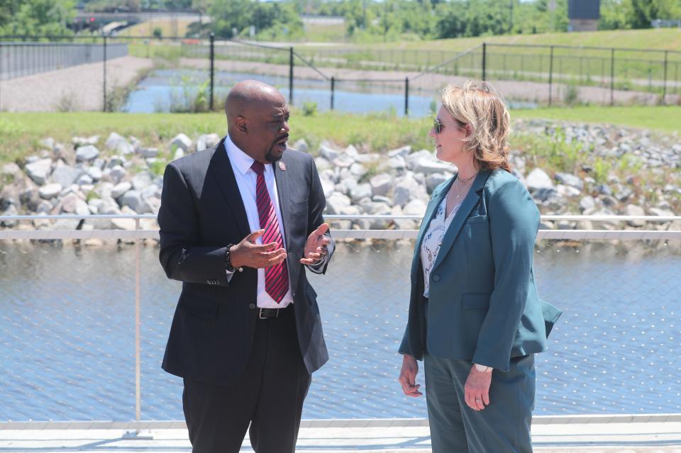 Savannah Mayor Van Johnson talks with FEMA Administrator Deanne Criswell alongside the Springfield Canal on Tuesday, April 23, 2024 near the enmarket Arena. The City has received a BRIC Grant to help with improvements to the canal and surrounding communities.