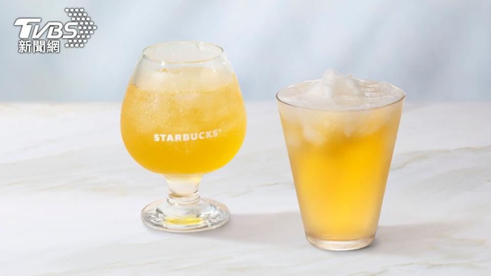 星巴克也推出了「金桔調酒啤酒」和「檸桔的夏天」。（圖／星巴克提供）