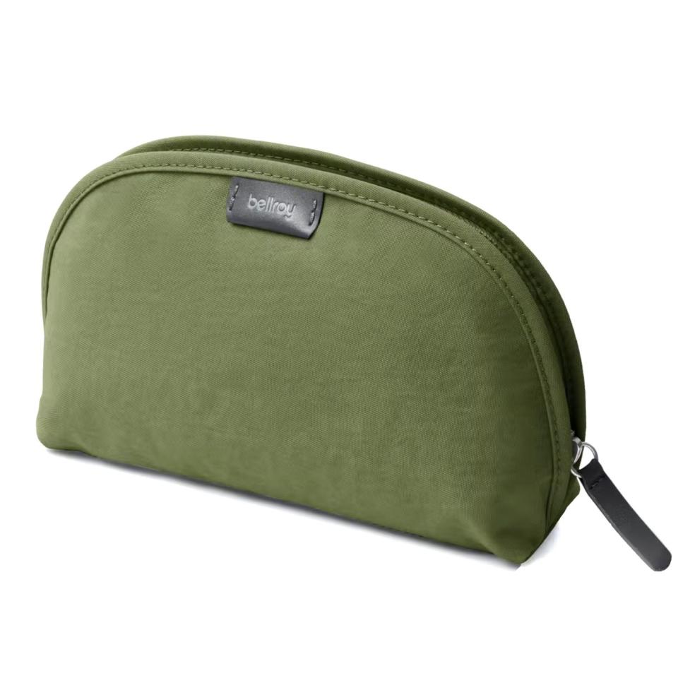 <p><a href="https://go.redirectingat.com?id=74968X1596630&url=https%3A%2F%2Fbellroy.com%2Fproducts%2Fclassic-pouch%3Fcolor%3Dranger_green%26material%3Dbaida_nylon&sref=https%3A%2F%2Fwww.bestproducts.com%2Ftech%2Fgadgets%2Fg32926760%2Fcheap-tech-gifts%2F" rel="nofollow noopener" target="_blank" data-ylk="slk:Shop Now;elm:context_link;itc:0;sec:content-canvas" class="link ">Shop Now</a></p><p>Classic Pouch</p><p>bellroy.com</p><p>$49.00</p>