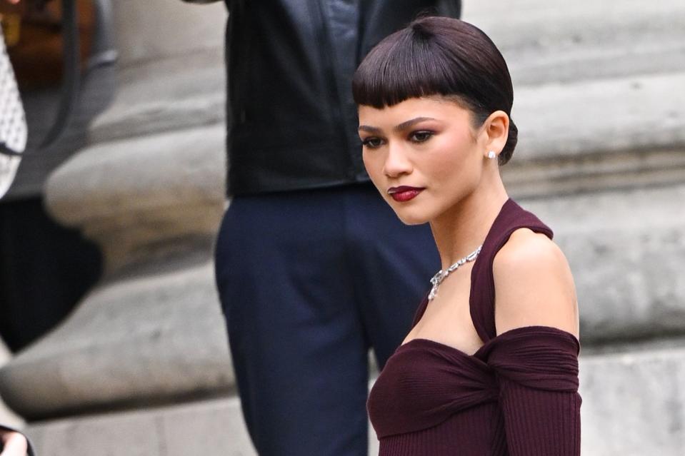 zendaya outside fendi paris fashion week haute couture springsummer 2024