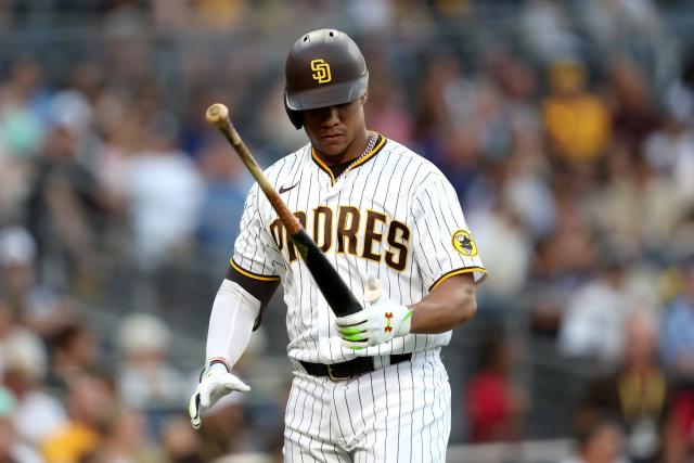 Padres' Juan Soto exits after getting hit by pitch vs. D-Backs