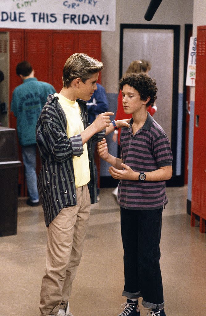 Mark-Paul Gosselaar and Dustin Diamond star in a 1989 episode of 