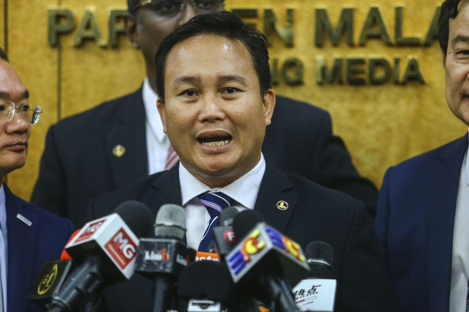 Puncak Borneo MP, Willie Anak Mongin, speaks to the media at the lobby of Parliament, July 15, 2019. — Picture by Hari Anggara