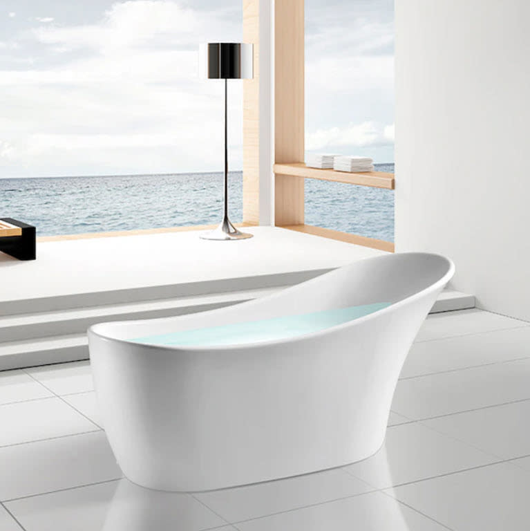 free-standing bathtub