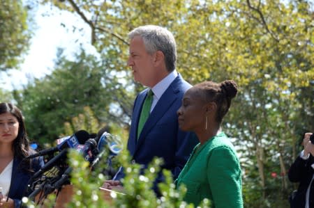 New York City Mayor and former Democratic U.S. Presidential candidate Bill de Blasio speaks at a news conference after announcing that he was ending his presidential bid