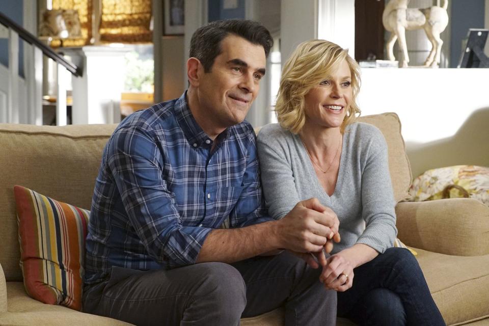 ty burrell, julie bowen, modern family, season 8