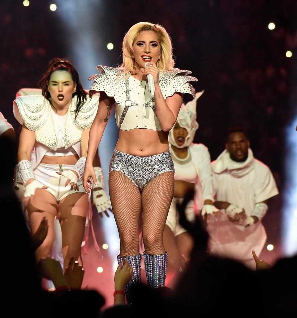 <p>Judging by her energy on stage (remember her Super Bowl halftime performance last year?), it's difficult to imagine that Lady Gaga (31) has the rheumatic condition. Symptoms usually include pain and also range from fatigue to cognitive issues, sleep trouble, depression or anxiety, and more. But in her recent documentary, <em>Gaga: Five Foot Two</em>, the singer revealed she lives with chronic pain, which she later <a href="https://twitter.com/ladygaga/status/907571825294675968" rel="nofollow noopener" target="_blank" data-ylk="slk:identified on Twitter;elm:context_link;itc:0;sec:content-canvas" class="link ">identified on Twitter</a> as fibromyalgia.</p>