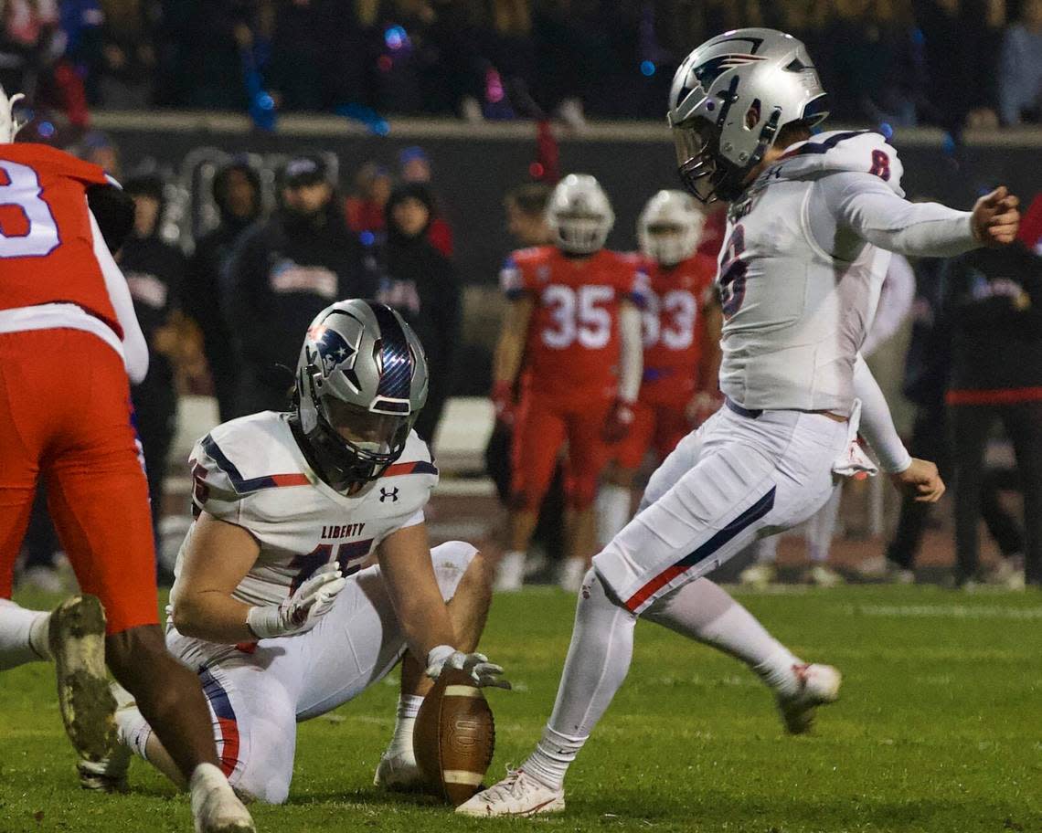 Liberty (Calif.) kicker Grant Meadors (6).