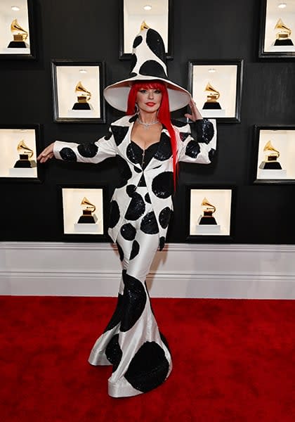 grammys-2023-red-carpet-shania-twain