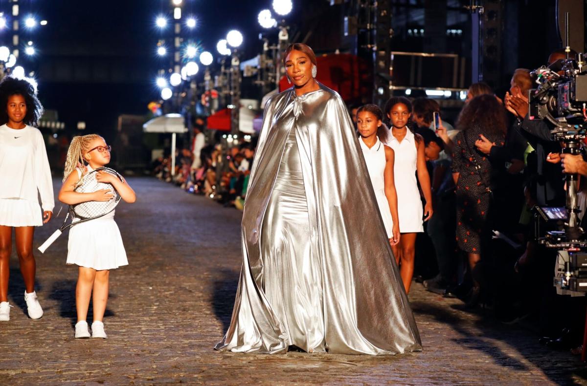 Serena Williams' Silver Dress On Runway At Vogue Show: NYFW Photos