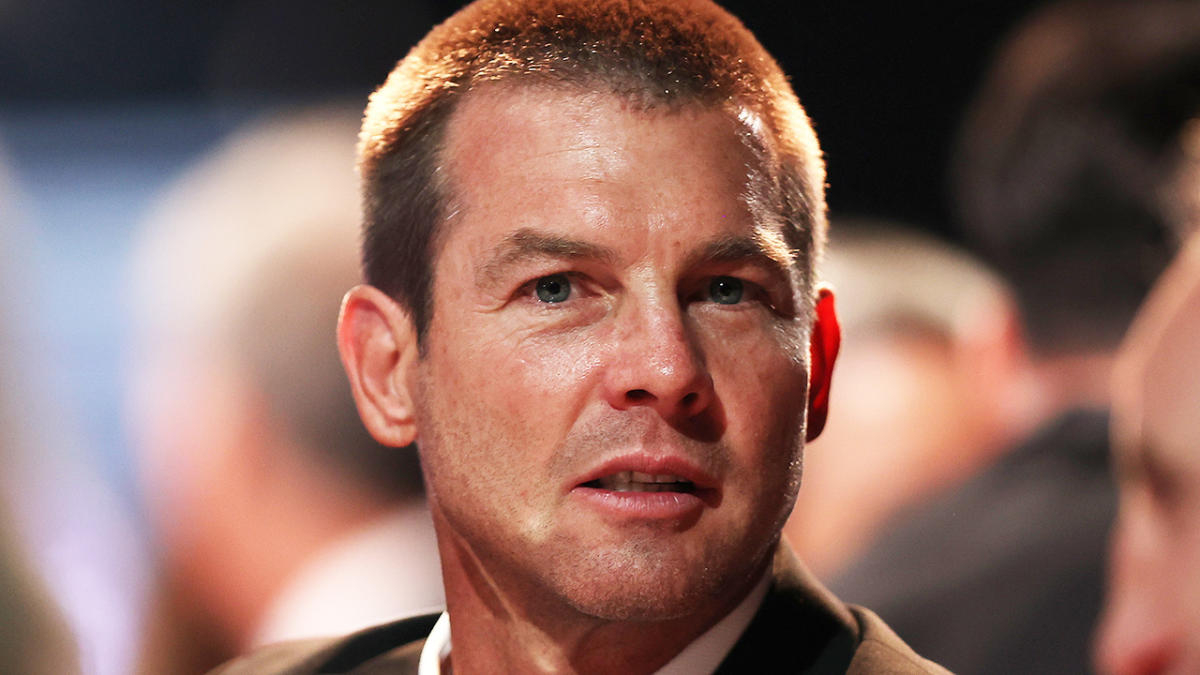 Troubled AFL star Ben Cousins plays for the West Coast Eagles for the first  time in 16 years