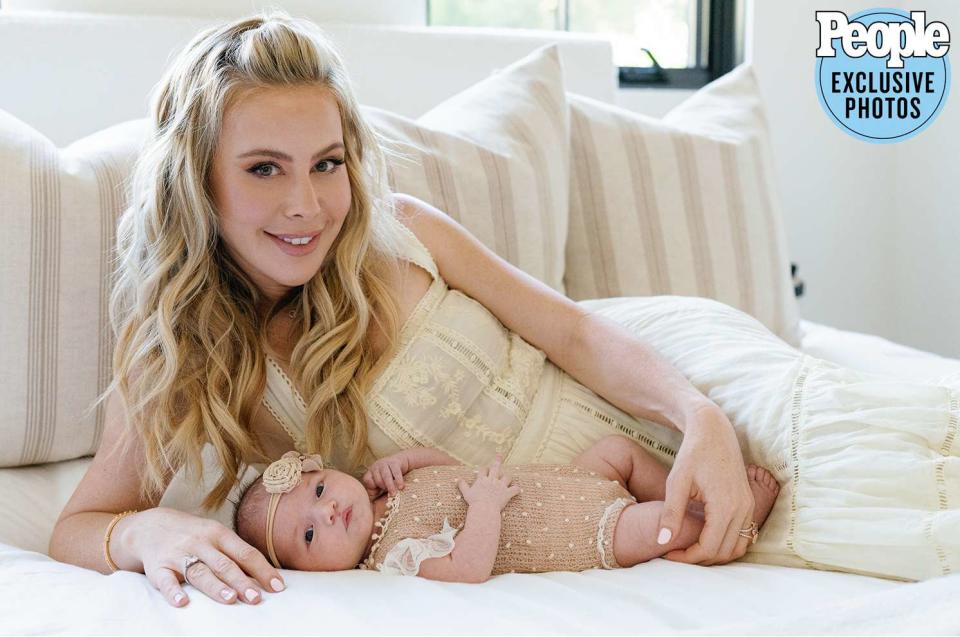 <p>Jenny Quicksall Photography</p> Tara Lipinski and baby Georgie