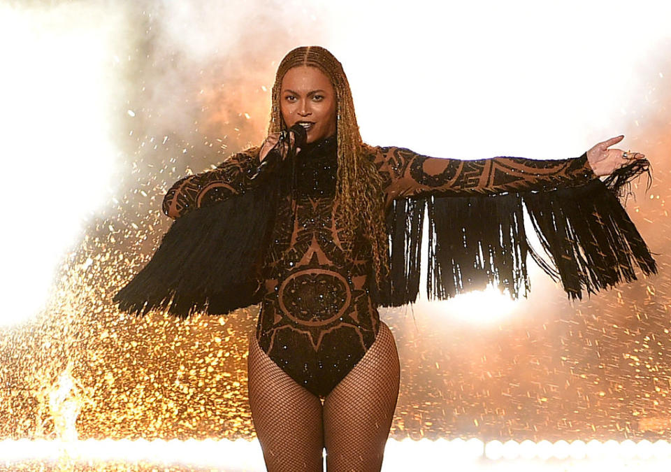 No one knows for sure if Beyoncé is performing at the VMAs and we can’t handle it!