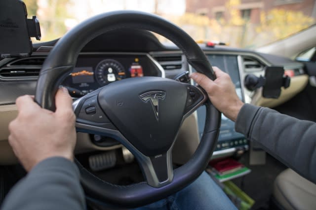 24 November 2019, Berlin: View of the steering wheel of a Tesla (Model S, year 2014). Photo: JÃ¶rg Carstensen/dpa (Photo by JÃ¶rg Carstensen/picture alliance via Getty Images)