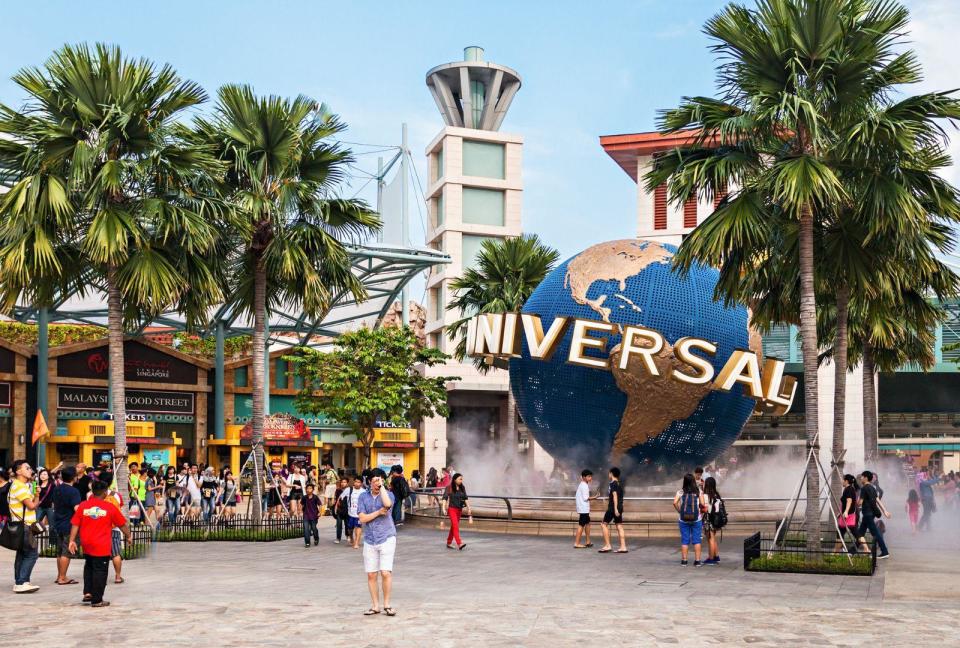 Universal Studios Tram Crash 'Propels' 11-Year-Old 'Violently Into Plexiglass Wall'