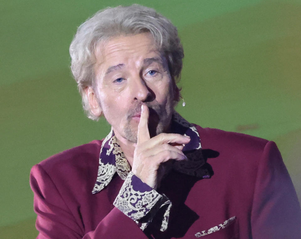 German TV entertainer Thomas Gottschalk reacts during his final 'Wetten dass...?' TV game show, in Offenburg, Germany, November 25, 2023.  REUTERS/Wolfgang Rattay