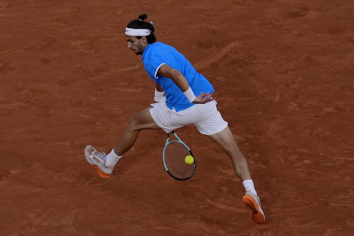 Olympic tennis: Lorenzo Musetti of Italy beats Felix Auger-Aliassime for the men’s singles bronze