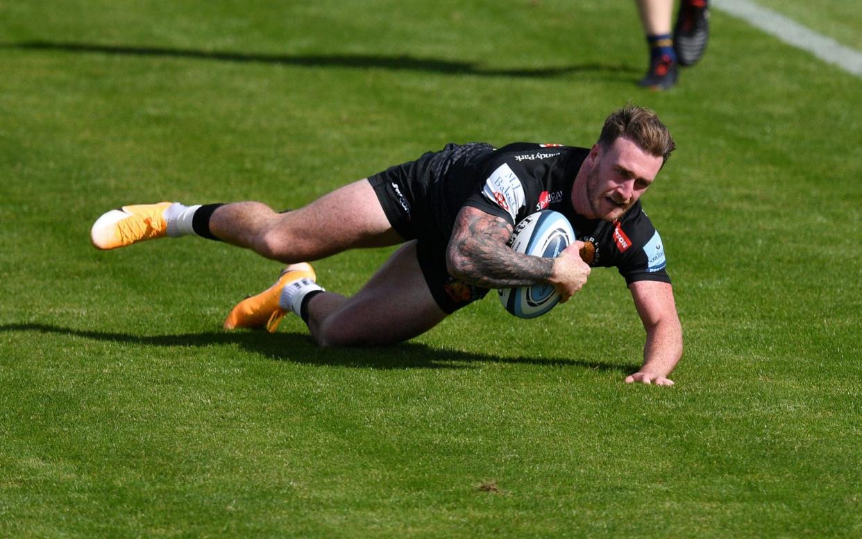 Stuart Hogg of Exeter Chiefs dives over to score a try during the Gallagher Premiership Rugby match between Exeter Chiefs and Worcester Warriors at Sandy Park on August 30 - Stuart Hogg interview: 'I am loving life at Exeter - it is the happiest I've been in a long time' - GETTY IMAGES