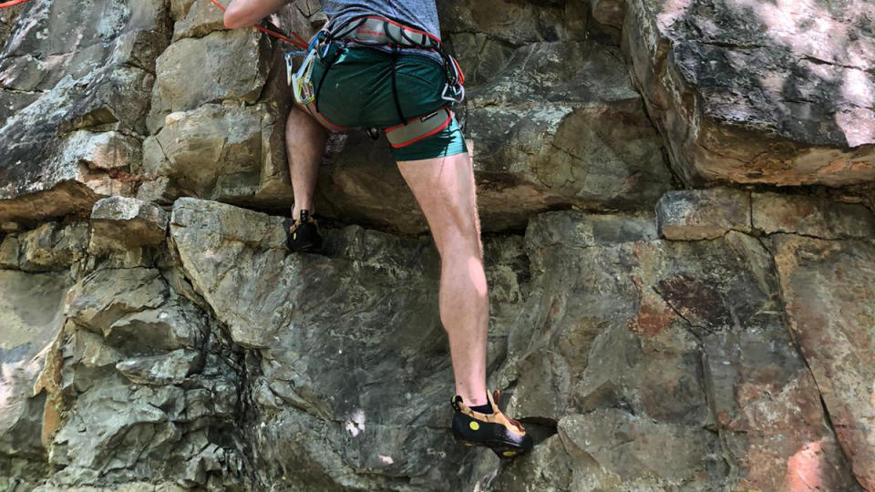 Do rock climbing shoes need to be uncomfortable: La Sportiva Mythos